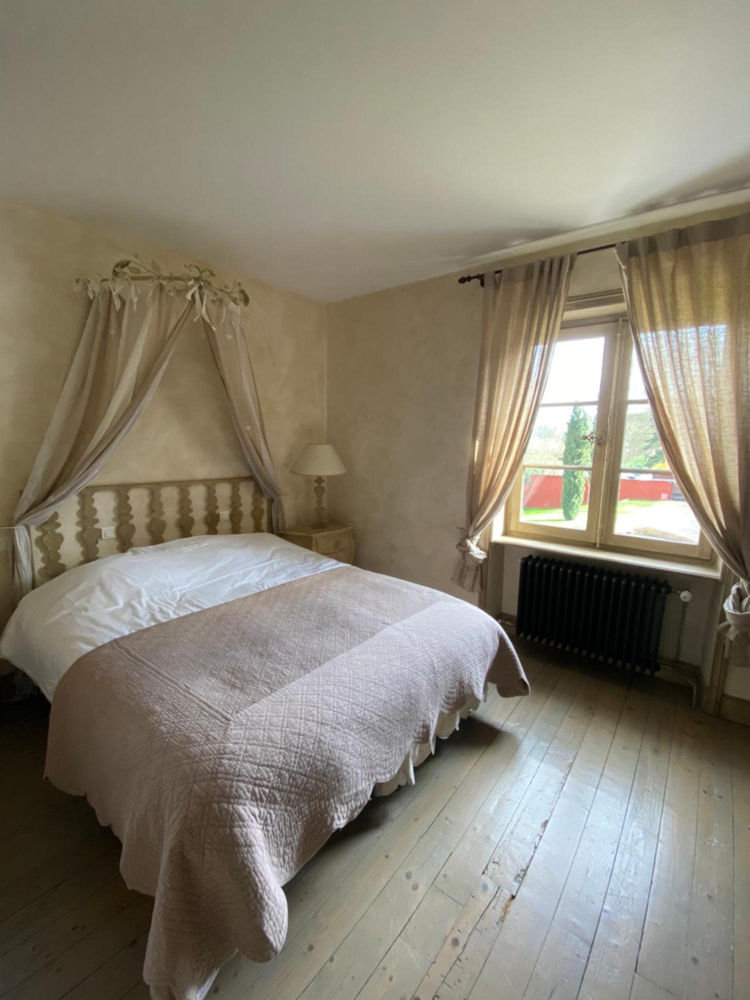Les Jardins De La Tour 호텔 Châtillon-sur-Chalaronne 외부 사진